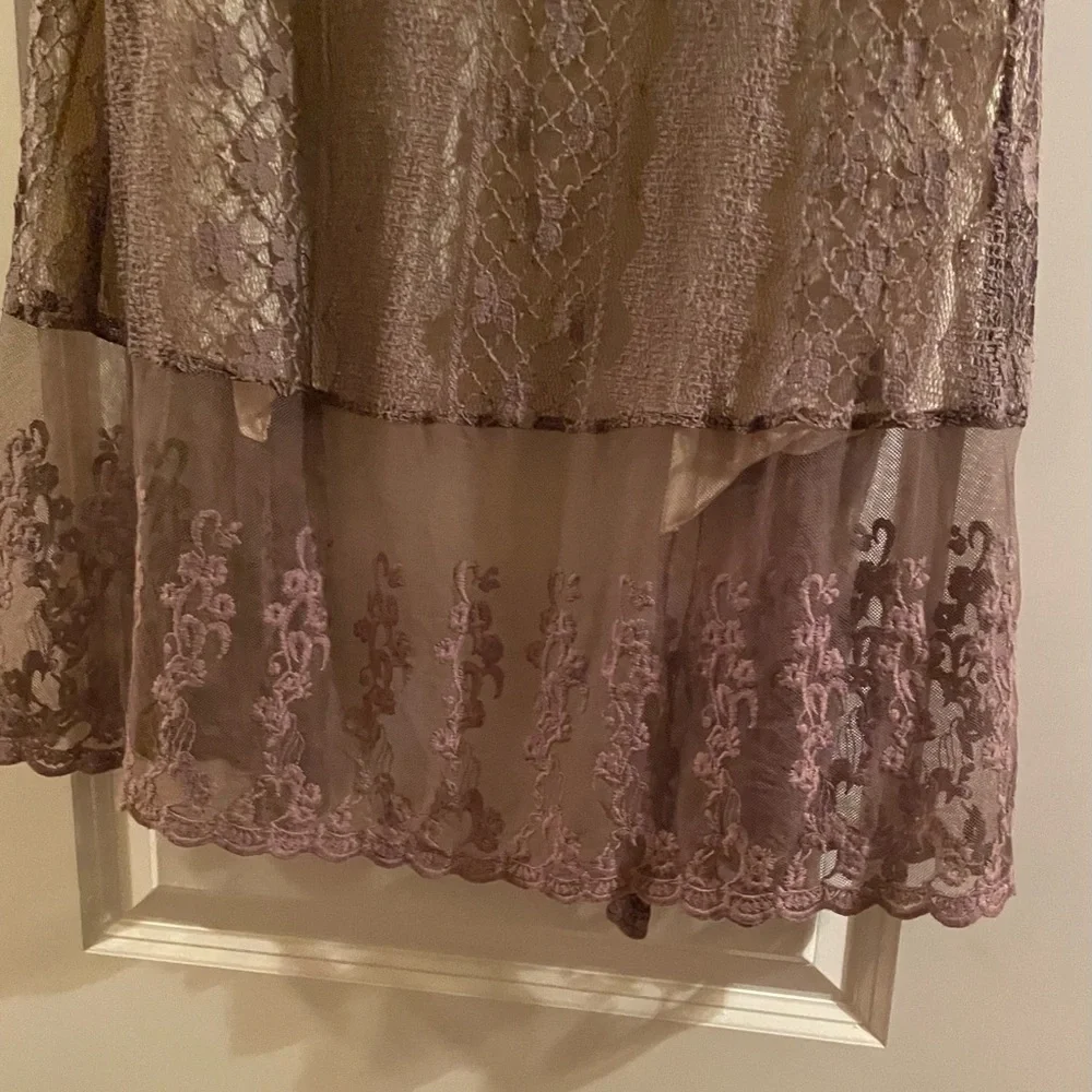 ♥️ UMGEE Victorian style Tan Ivory Lace Sleeveless Layer Top Cover Women SZ:S-M
